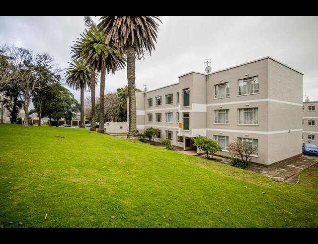1 BEDROOM PROPERTY TO RENT IN WYNBERG UPPER